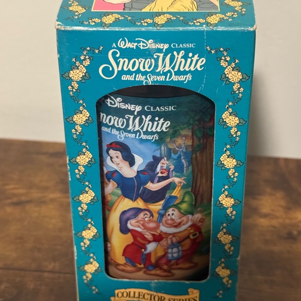 Disney Beauty and the Beast and Snow White And Seven Dwarfs Vintage Cups - Picture 4 of 6